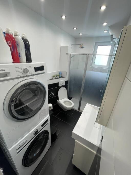 Moderne Wohnung In Der Naehe Vom Parndorf Outlet! Bruckneudorf Εξωτερικό φωτογραφία